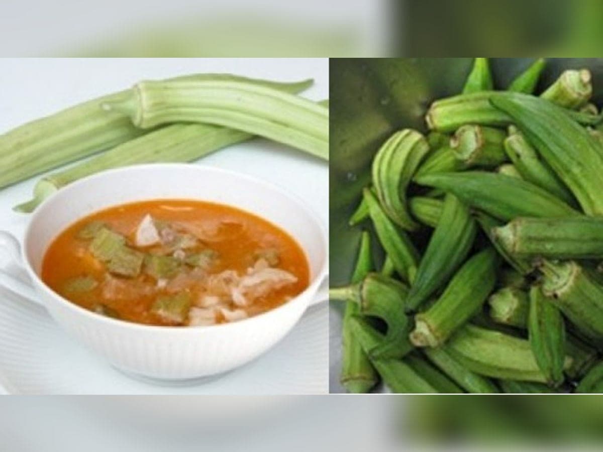 Plato de sopa de quimbombó con rodajas del fruto y trocitos de jamón