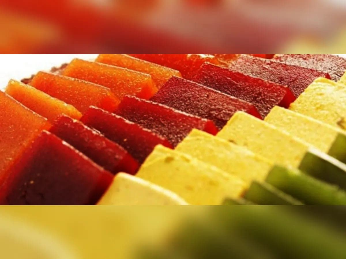 Delicadas de icaco cortadas en trozos, con su color rojizo característico